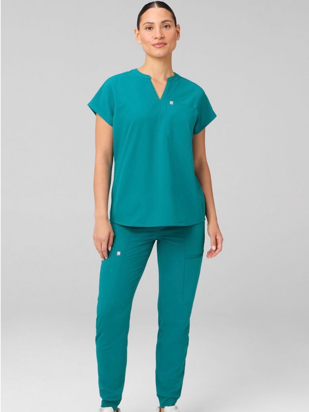 NWT Fabletics Capri Evolve Top and High rise on call joggers